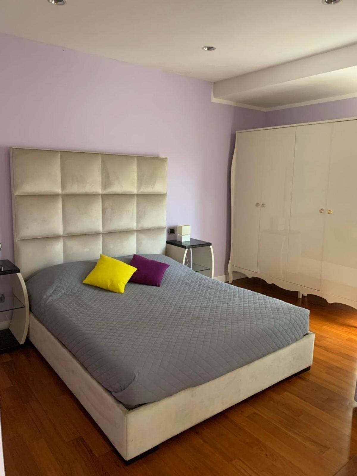 רומא Attico Loft & Rooftop Colosseo מראה חיצוני תמונה